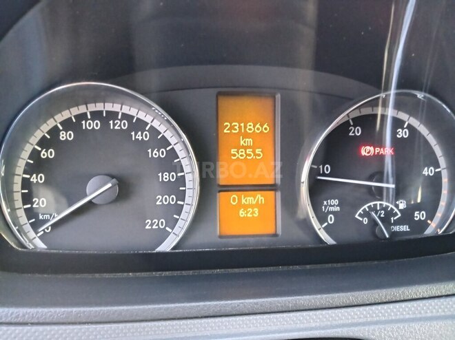 Mercedes Vito 115 CDI-10