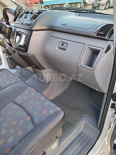 Mercedes Vito 115 CDI-13