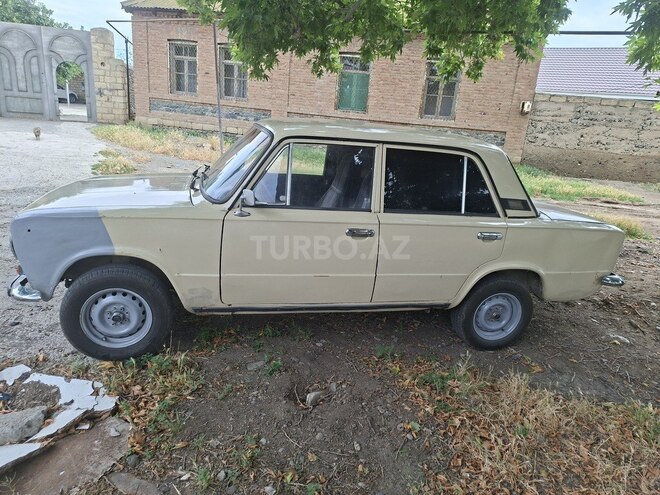 LADA (VAZ) 21011-6