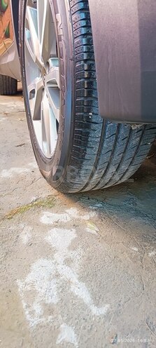 Hyundai Santa Fe-12