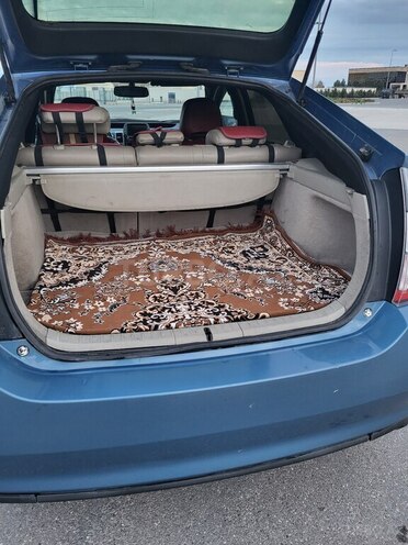 Toyota Prius-9