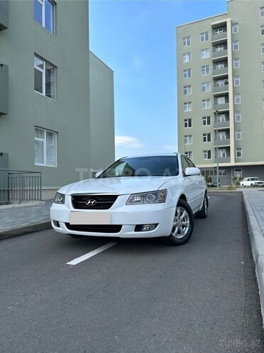 Hyundai Sonata-1