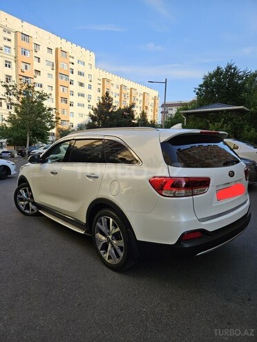 Kia Sorento-15