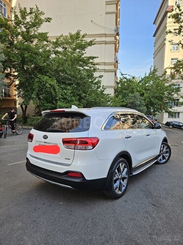 Kia Sorento-19