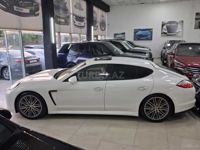 Porsche Panamera-7