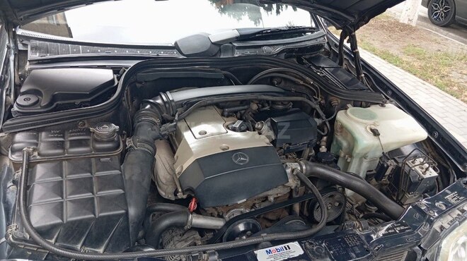 Mercedes C 200-7