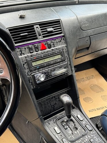 Mercedes C 200-13