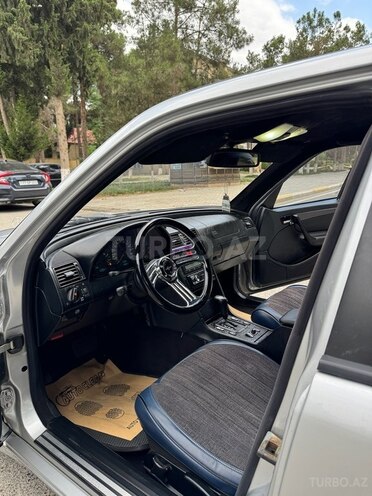 Mercedes C 200-12