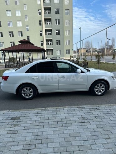 Hyundai Sonata-4