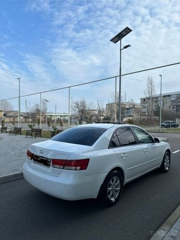 Hyundai Sonata-3