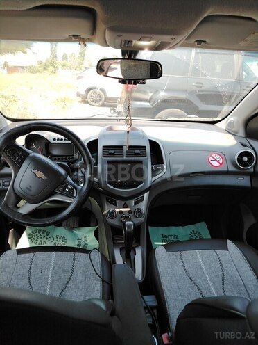 Chevrolet Aveo-4