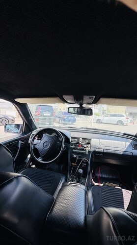 Mercedes C 220-6