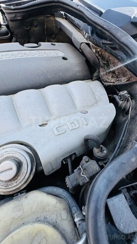 Mercedes C 220-21
