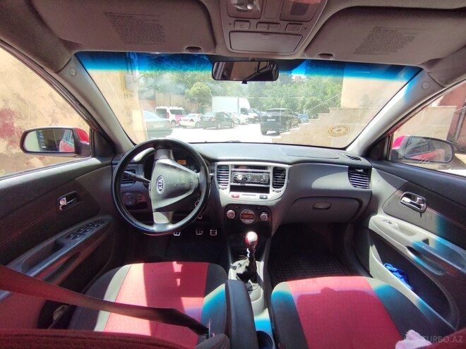 Kia Rio-6