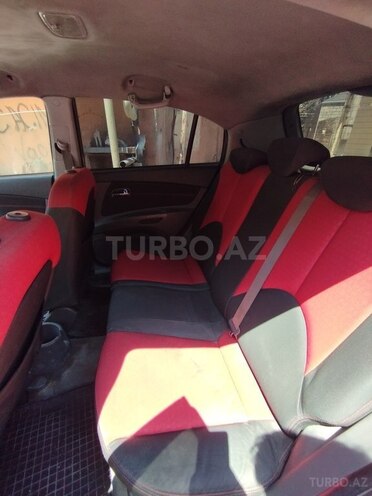 Kia Rio-5