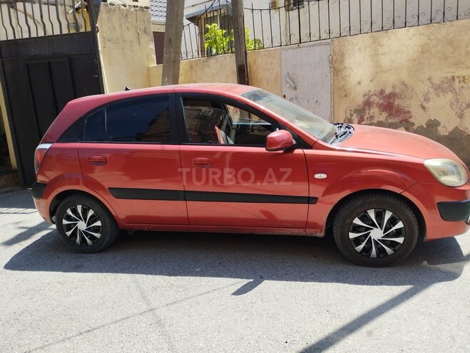 Kia Rio-2