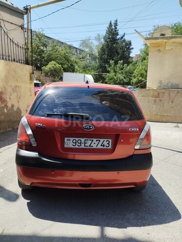 Kia Rio-4