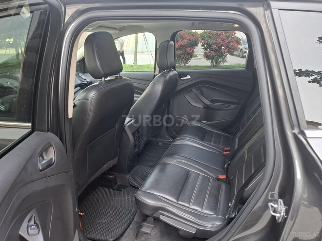 Ford Escape-11