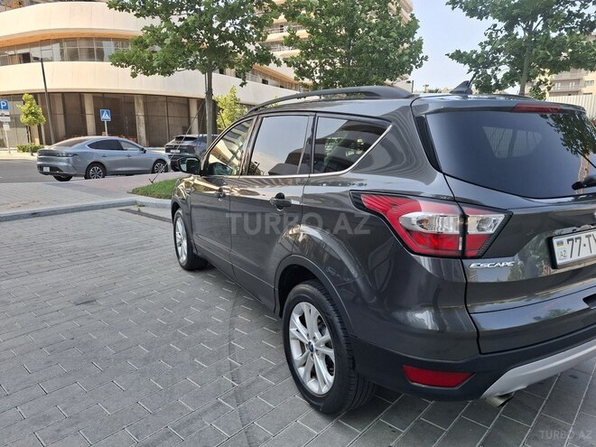 Ford Escape-7
