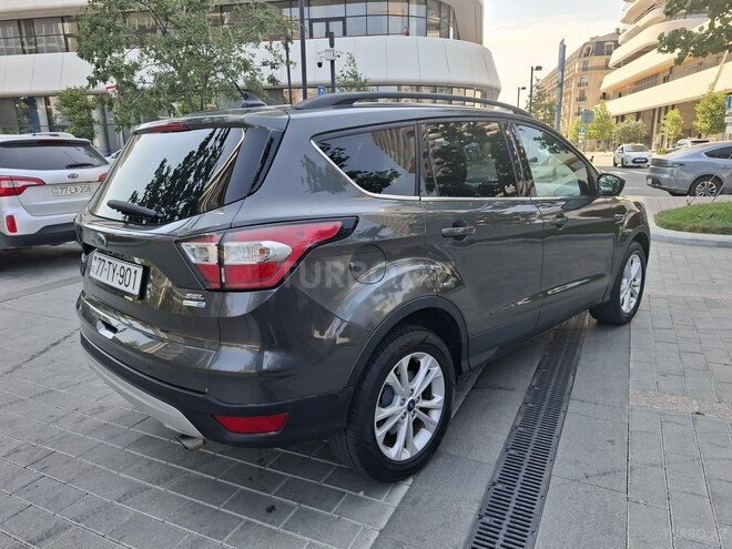 Ford Escape-6