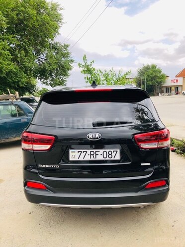 Kia Sorento-4
