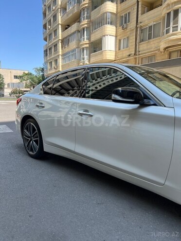 Infiniti Q50-7