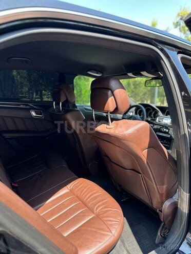 Mercedes E 250-8