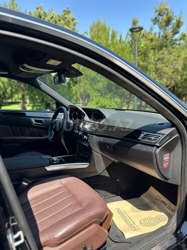 Mercedes E 250-7