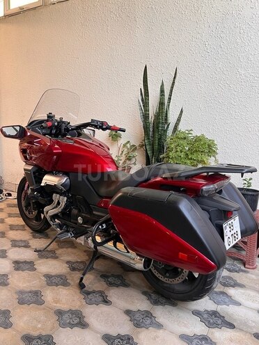 Honda CTX 1300-3