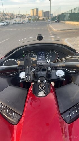 Honda CTX 1300-7
