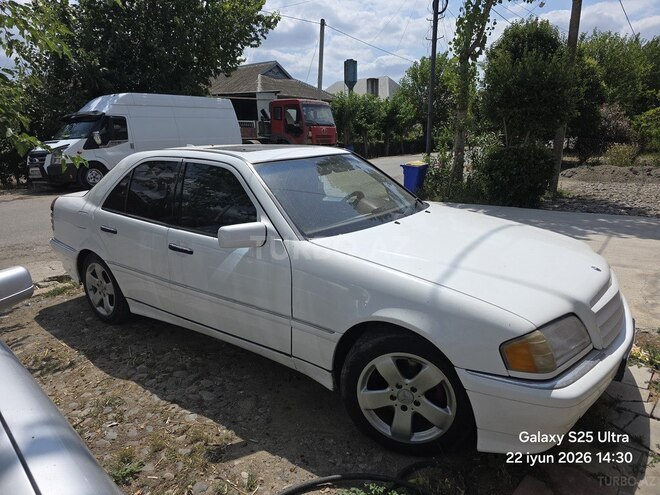 Mercedes C 230-3
