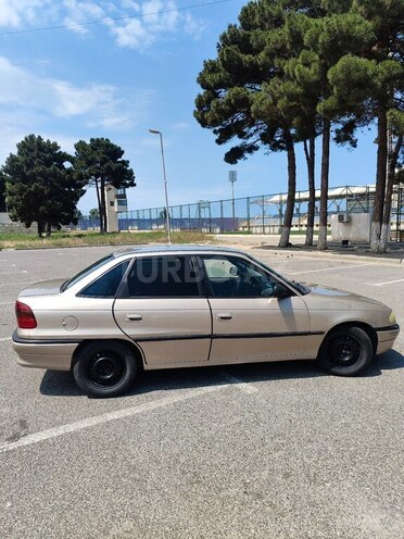 Opel Astra-4