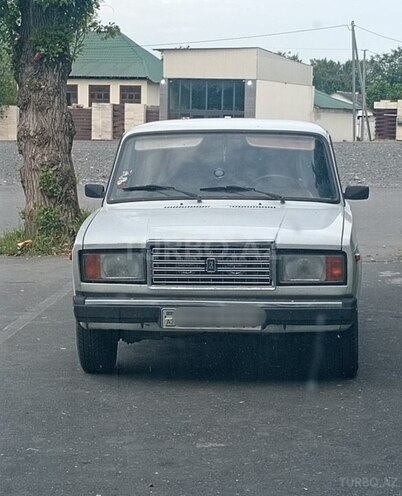 LADA (VAZ) 2107-1