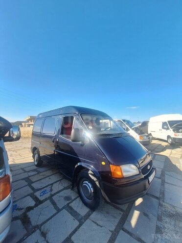 Ford Transit-3