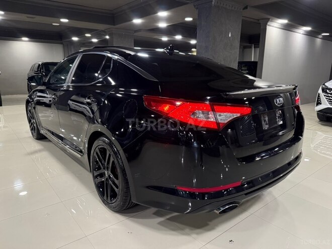 Kia Optima-5