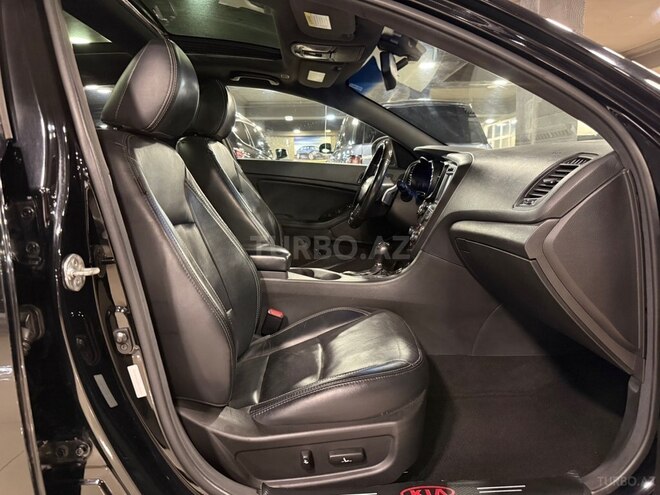 Kia Optima-11