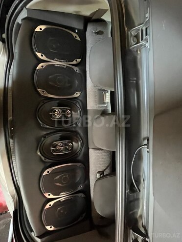 Kia Rio-13