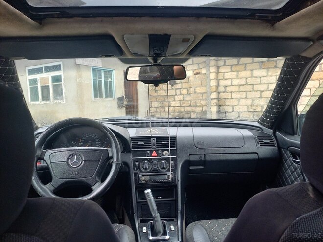 Mercedes C 180-8