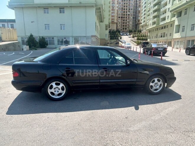 Mercedes E 200-5