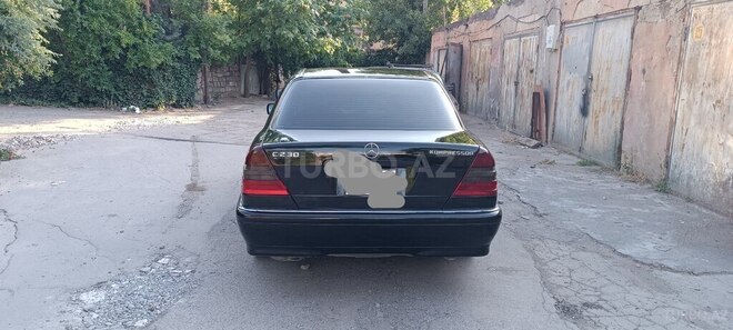 Mercedes C 230-3