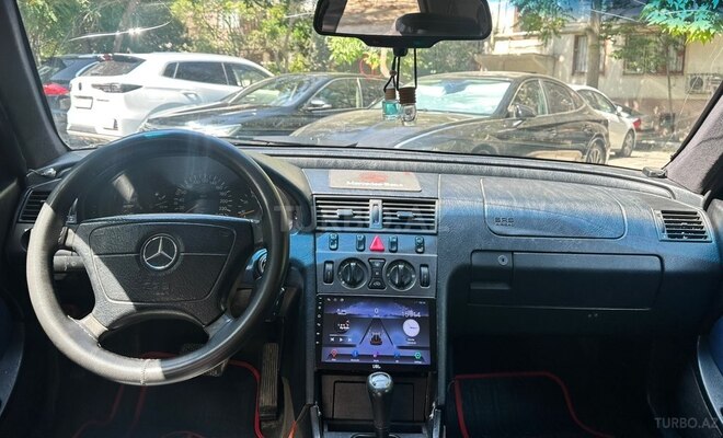 Mercedes C 180-2
