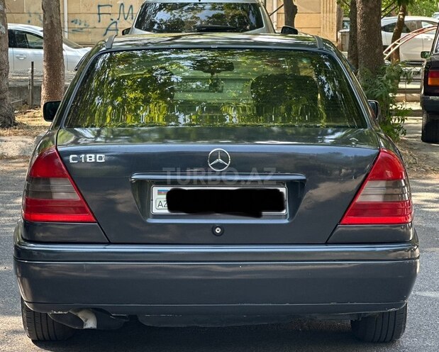 Mercedes C 180-3