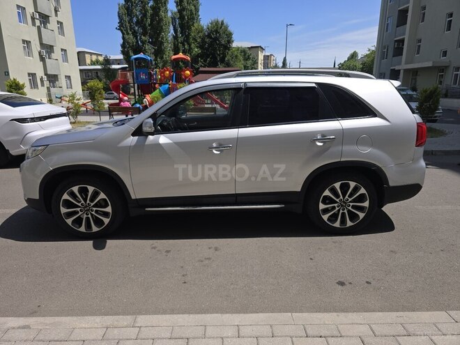 Kia Sorento-5