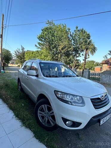 Hyundai Santa Fe-3