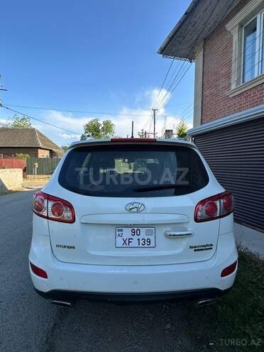 Hyundai Santa Fe-6