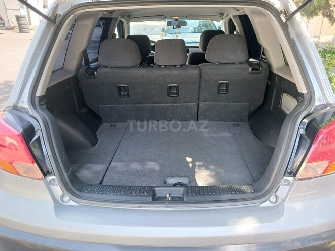 Mitsubishi Airtrek-12