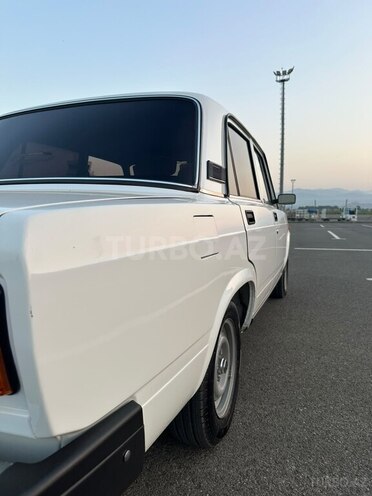 LADA (VAZ) 2107-5