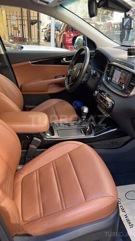 Kia Sorento-6