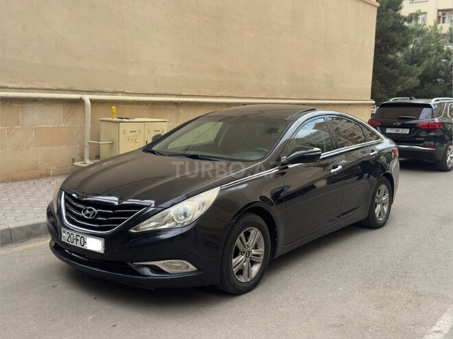 Hyundai Sonata-5