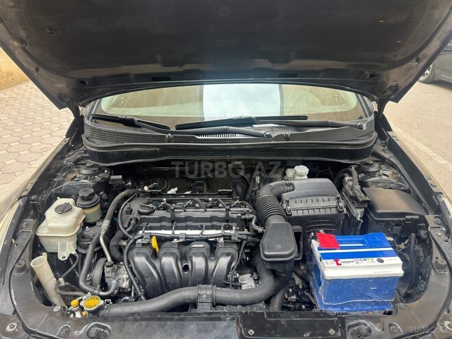 Hyundai Sonata-8